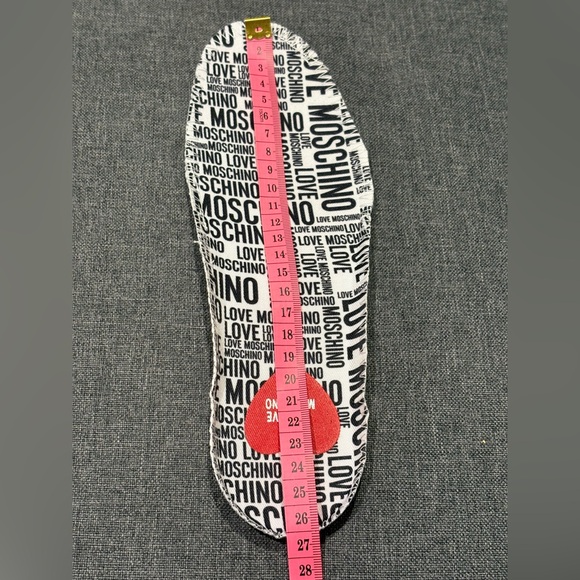 New Love Moschino Red Heart Sneakers - Picture 9 of 9